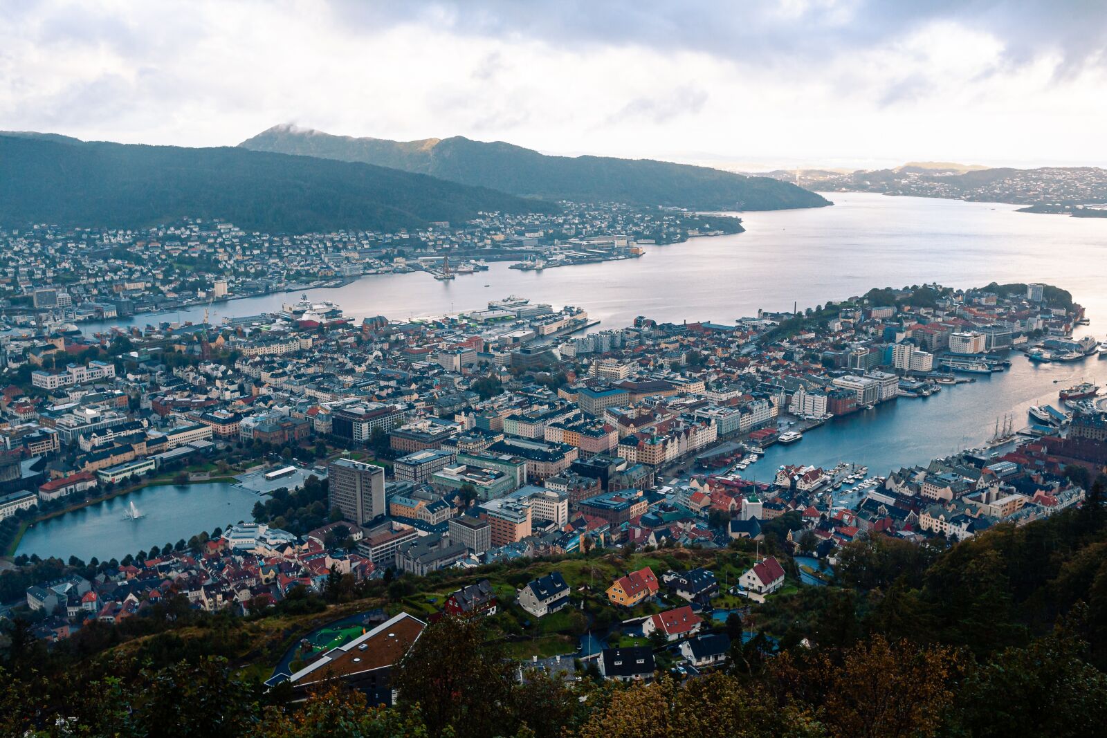 Canon EOS 5D sample photo. Bergen, norway, view photography