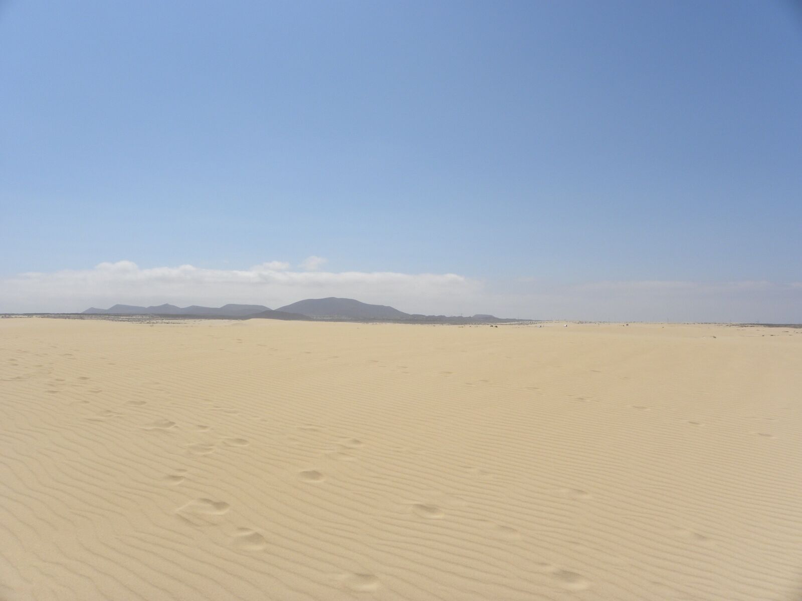 Nikon Coolpix P90 sample photo. Desert, sand, dunes photography