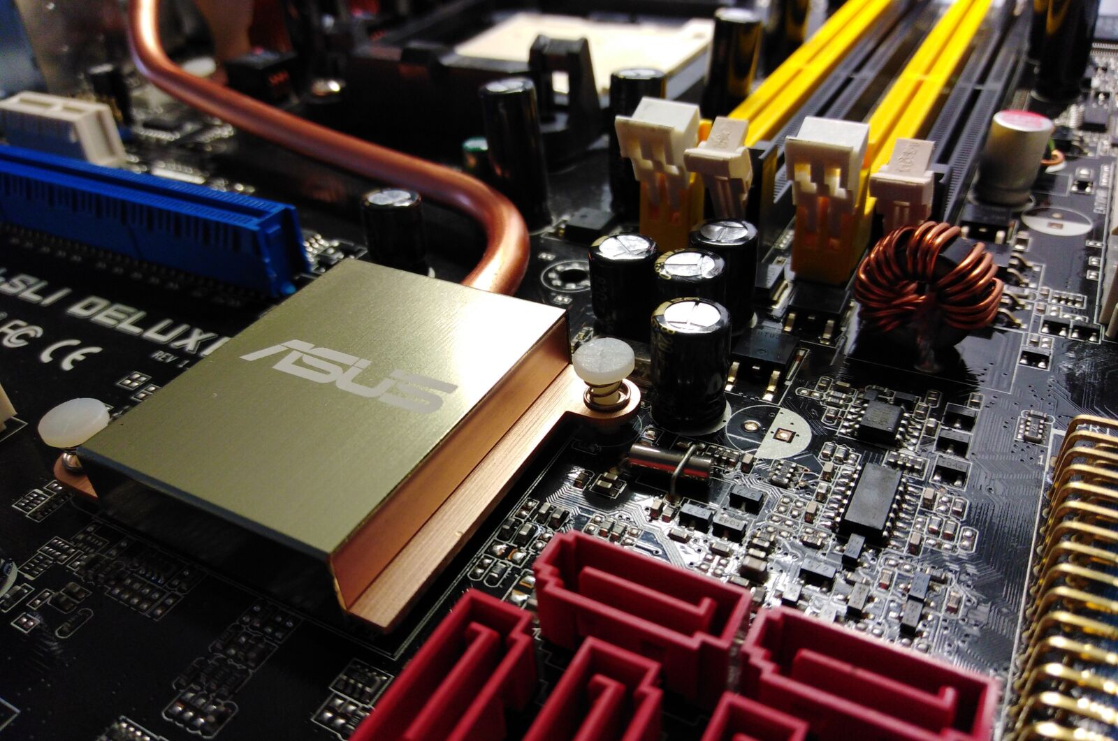 HUAWEI Y6 PRIME 2018 sample photo. Chip, mainboard, computer photography