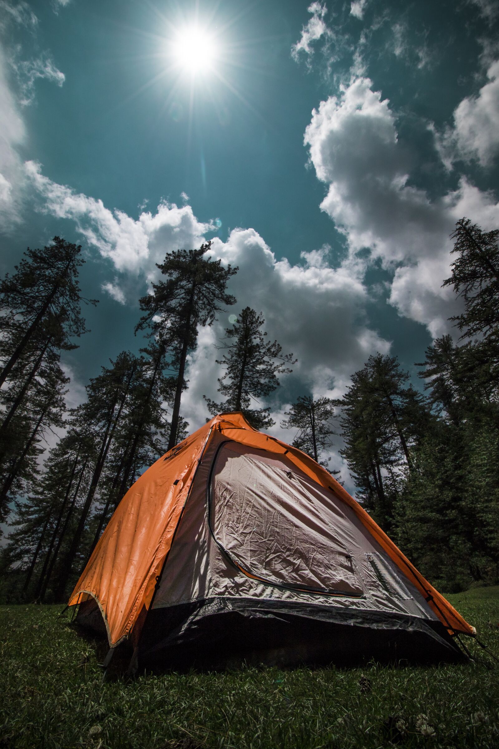 Canon EOS 7D Mark II + Canon EF-S 10-18mm F4.5–5.6 IS STM sample photo. Tent, camping, camp photography