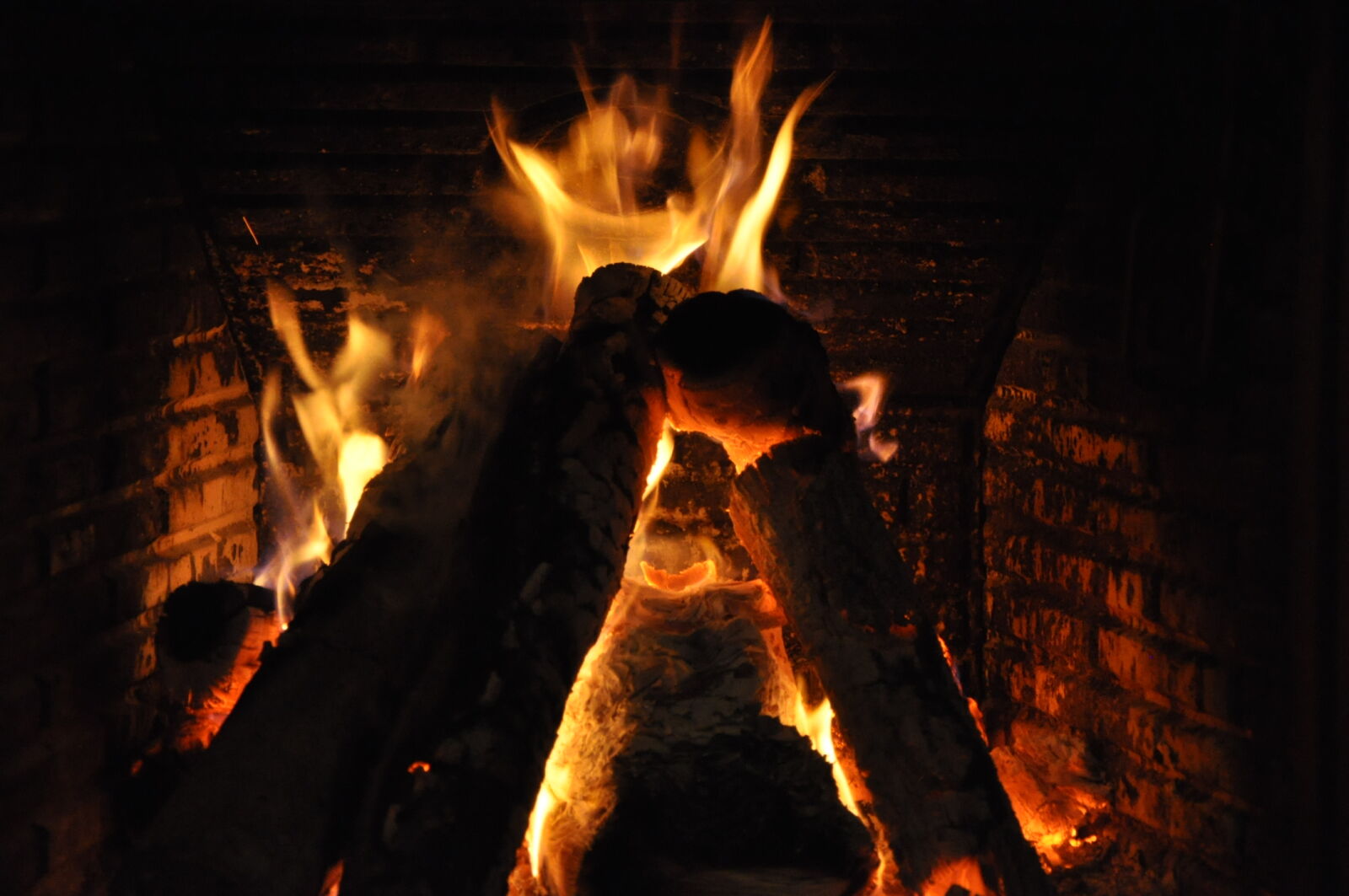 Nikon D90 sample photo. Dark, fire, fireplace, firewood photography