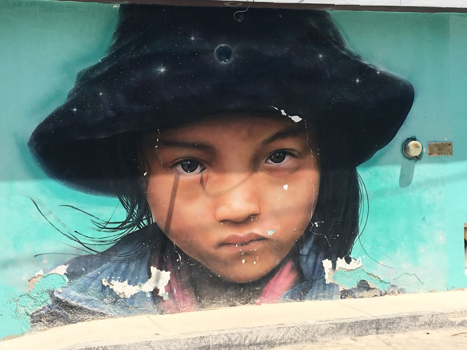 Apple iPhone 6s Plus sample photo. Murals, art, mural photography