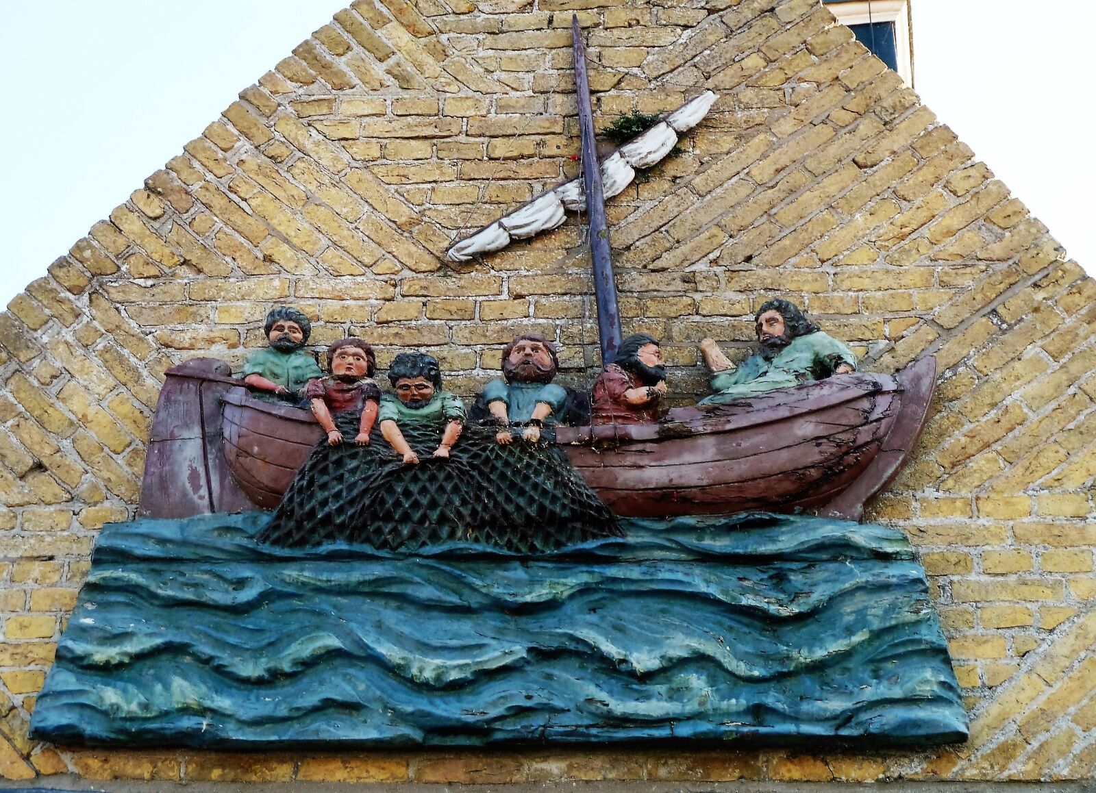 Panasonic Lumix DMC-ZS5 (Lumix DMC-TZ8) sample photo. Fishing boat, bible, apostles photography