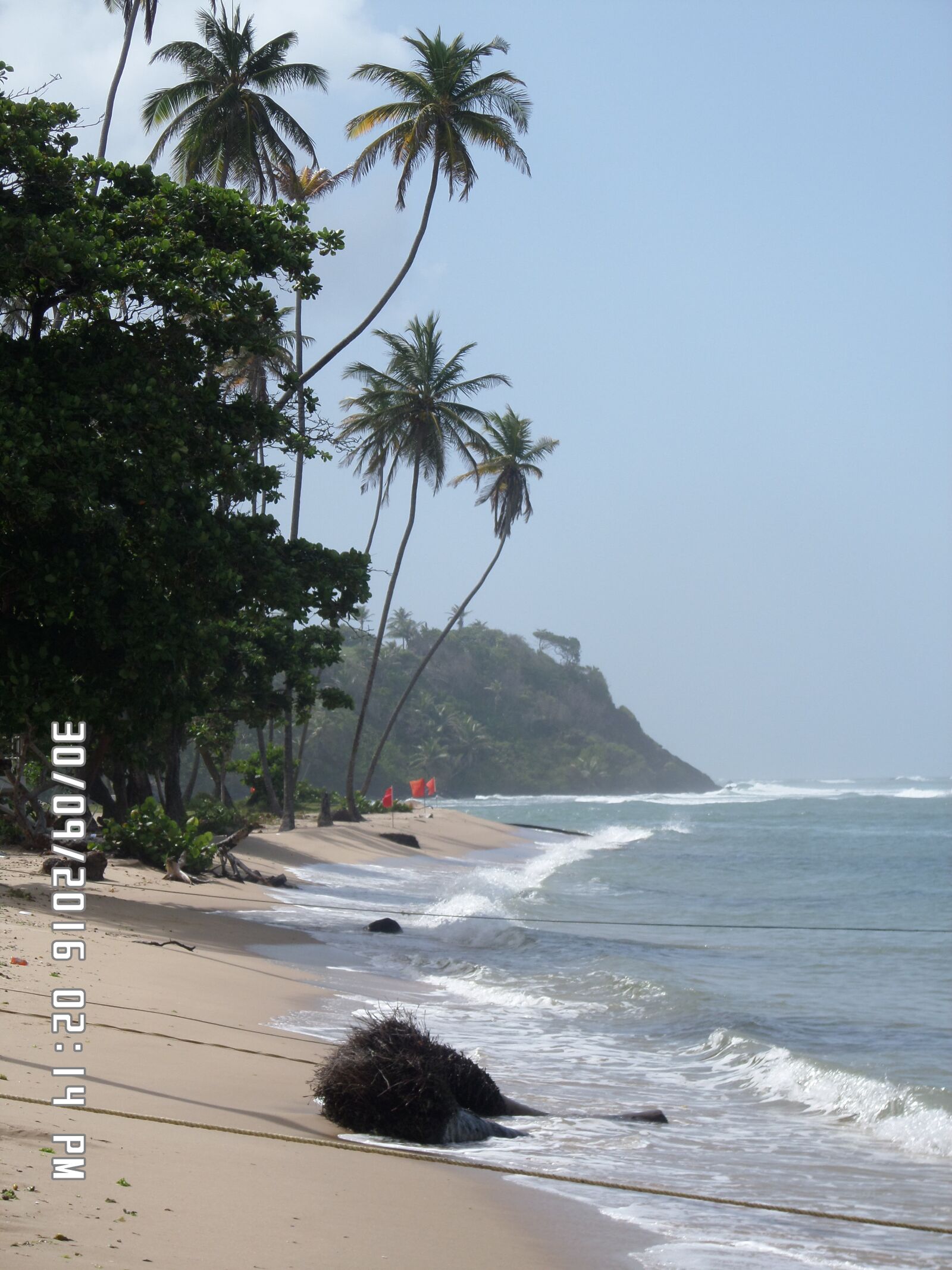 Samsung WB30F/WB31F/WB32F sample photo. Beach, waves, sea photography