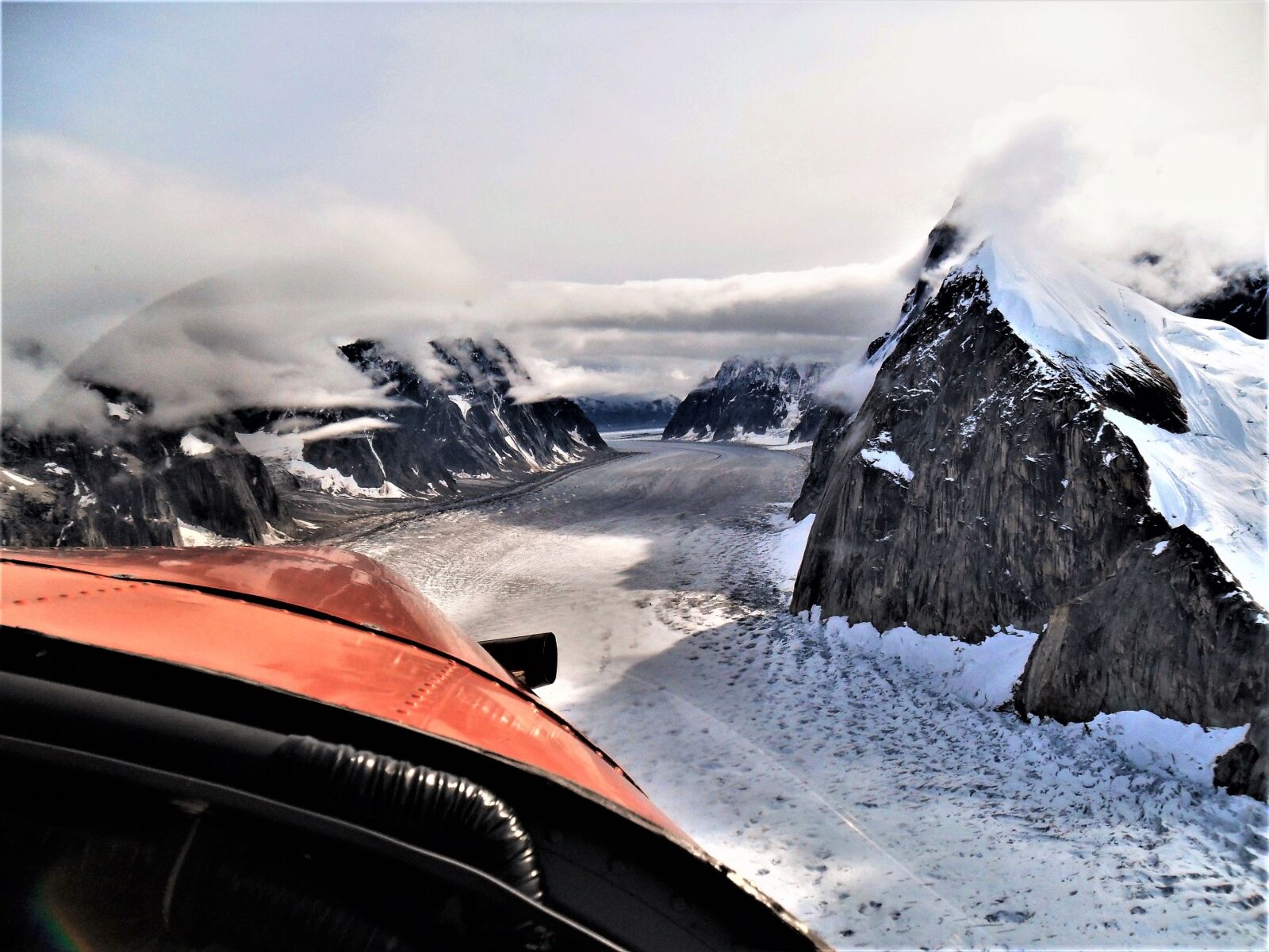 Samsung ES65, ES67 / VLUU ES65, ES67 /  SL50 sample photo. Mountain, flying, glacier photography