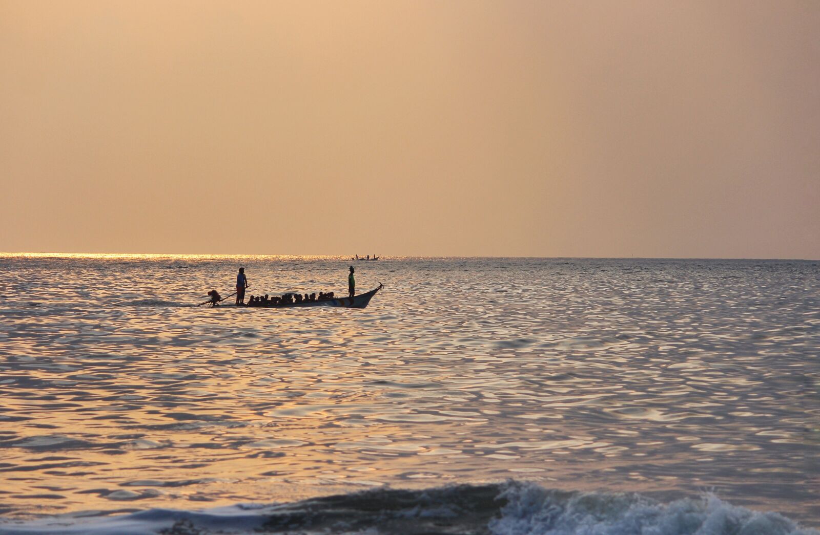 Canon EOS 700D (EOS Rebel T5i / EOS Kiss X7i) sample photo. Water, sea, sunset photography