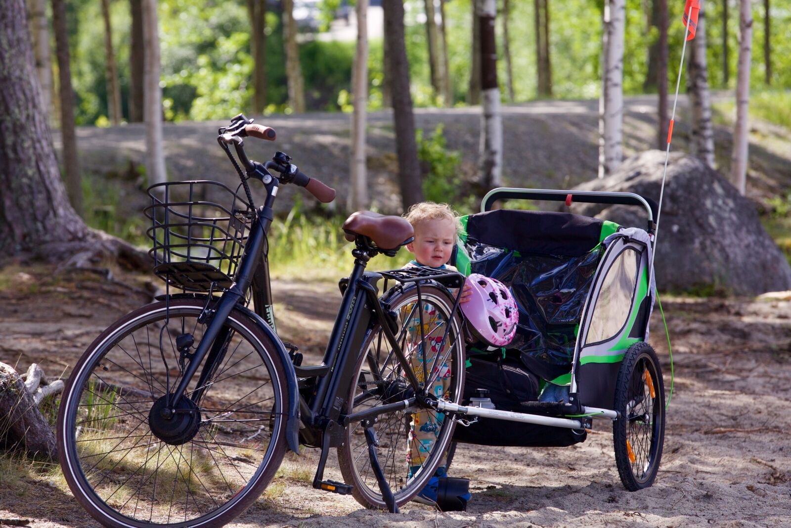 Canon EOS 5D Mark III sample photo. Promenade, bike, child photography