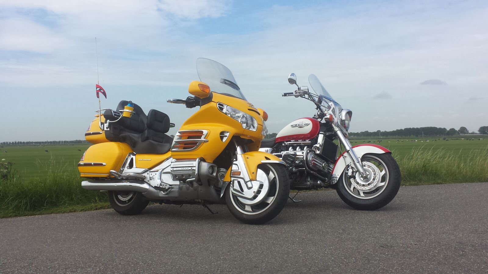 Samsung Galaxy S4 sample photo. Honda goldwing gl1800, honda photography