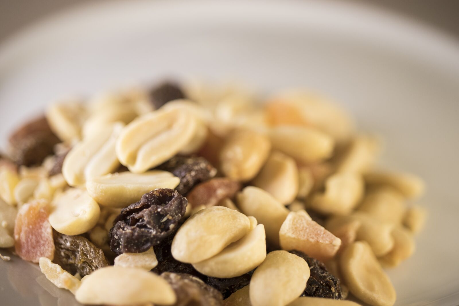 Canon EOS 200D (EOS Rebel SL2 / EOS Kiss X9) sample photo. Snack, legumes, nuts photography