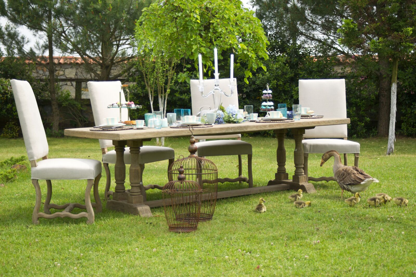 Sony Alpha DSLR-A850 sample photo. Furniture, design, architecture photography