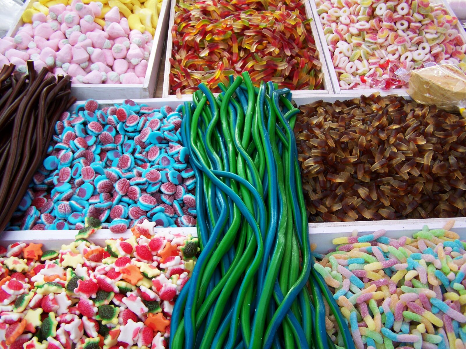 Kodak EASYSHARE ZD710 ZOOM DIGITAL CAMERA sample photo. Mixed sweets, colorful goodies photography