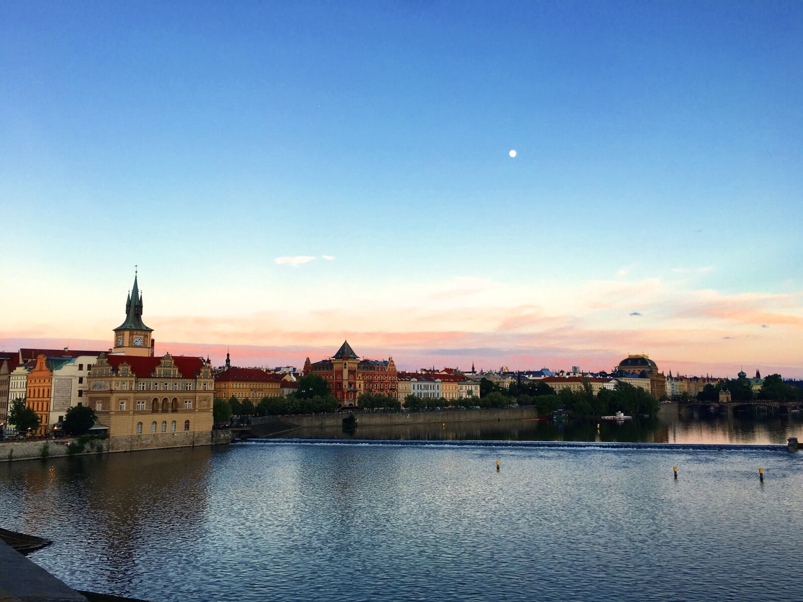 Apple iPhone 6s sample photo. Cloudy, dusk, prague photography