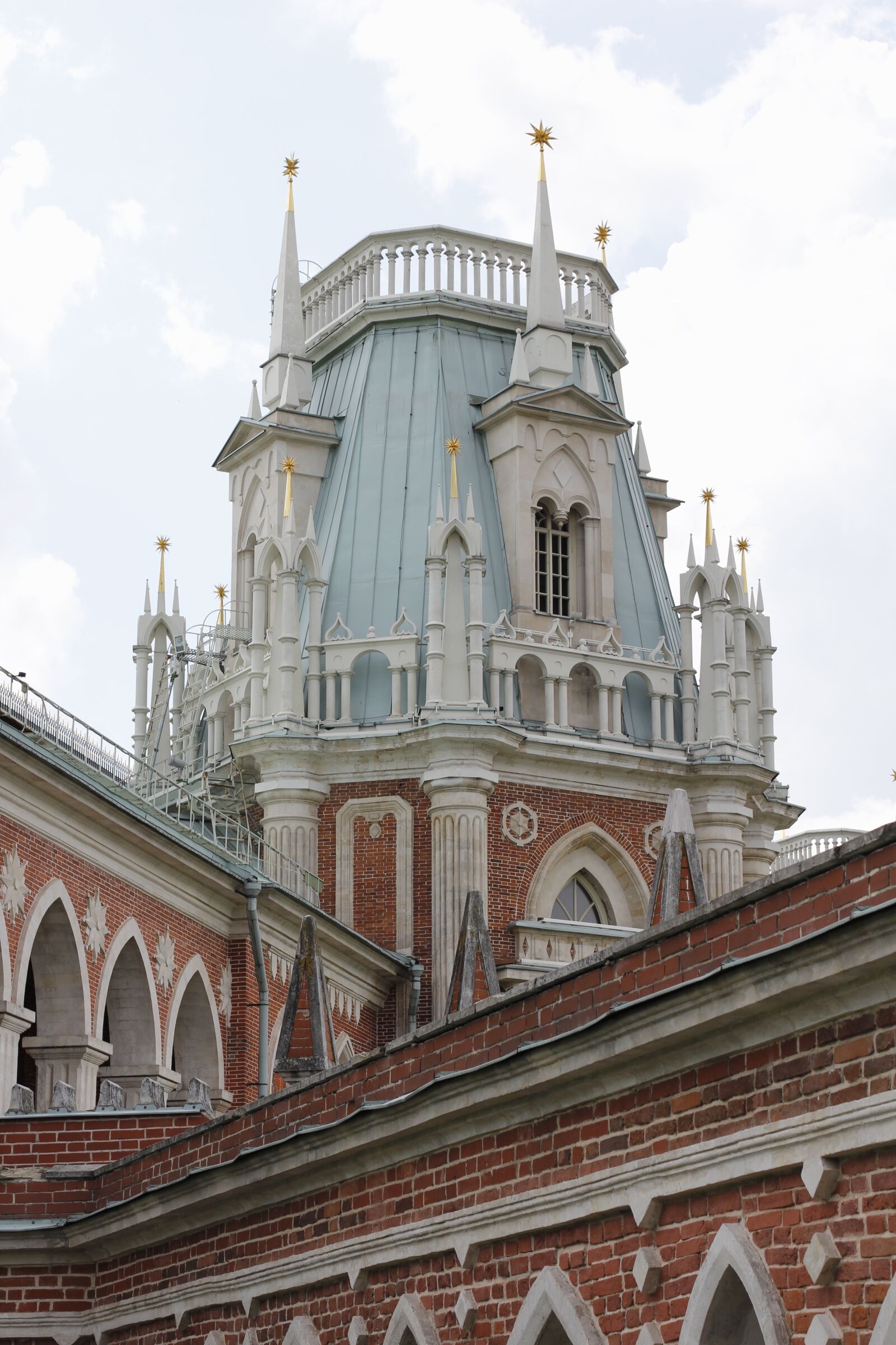 Canon EOS 60D + Canon EF 50mm F1.4 USM sample photo. Tsaritsyno, park, castle park photography