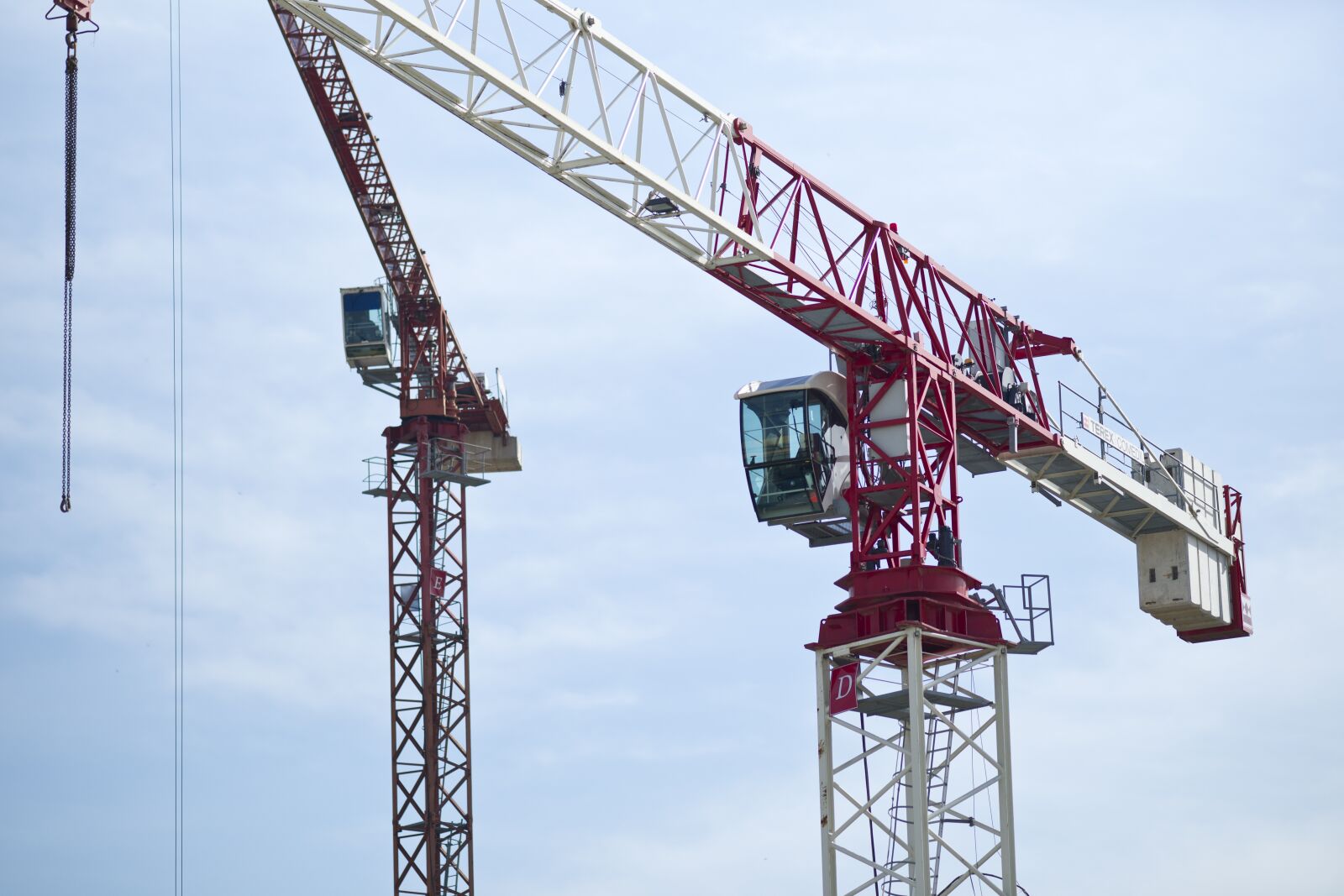 Sony Alpha DSLR-A850 sample photo. Crane, construction, sky photography