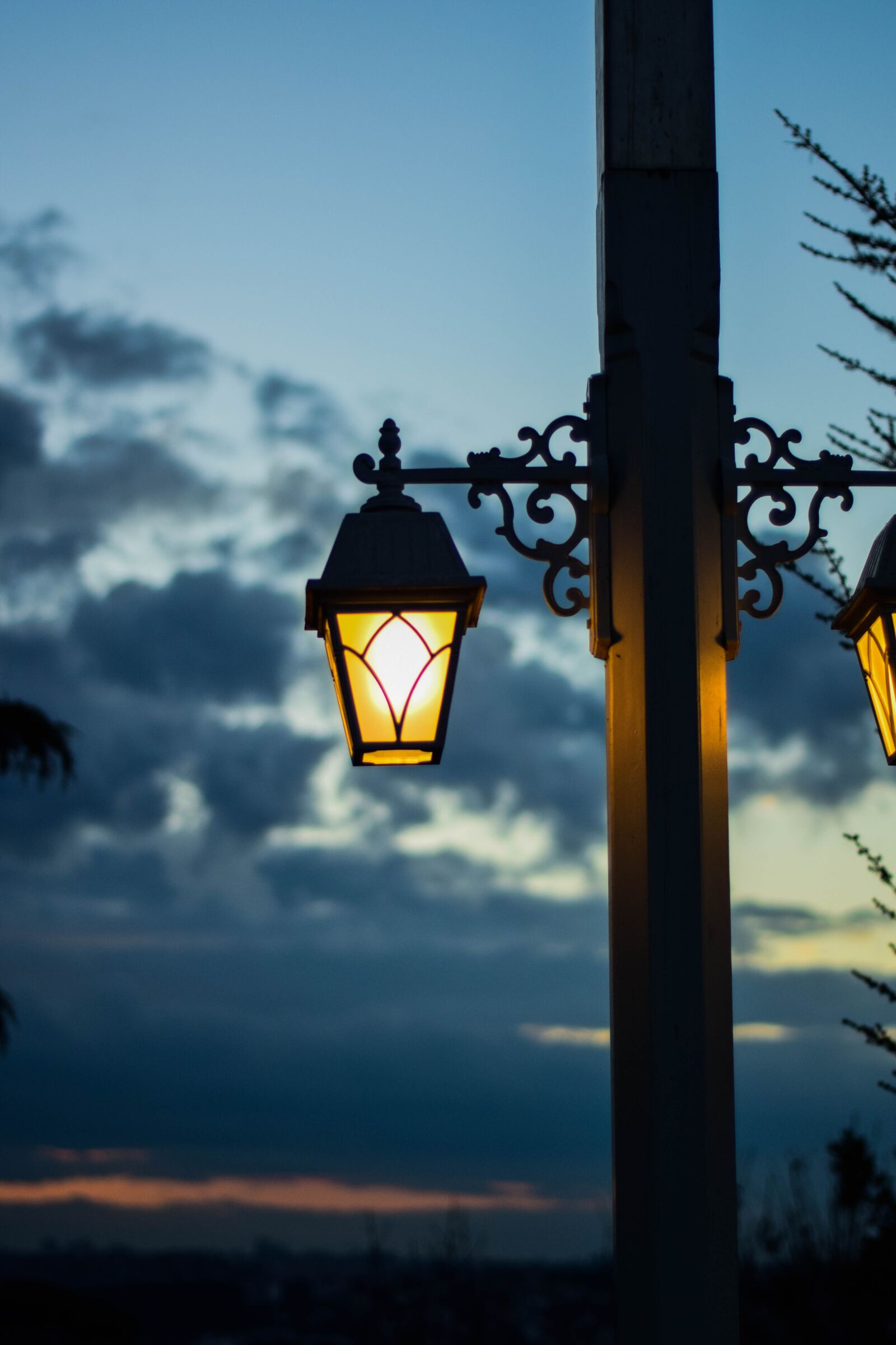 Nikon D5300 sample photo. Sky, lantern, evening photography