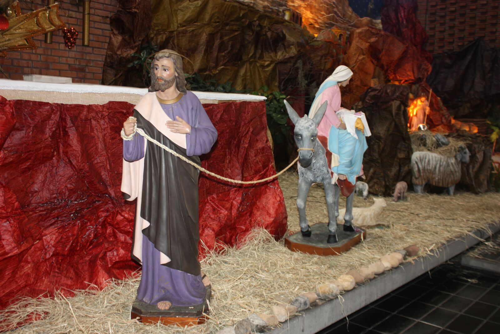 Canon EOS 450D (EOS Rebel XSi / EOS Kiss X2) sample photo. Communion, christmas, jesus photography