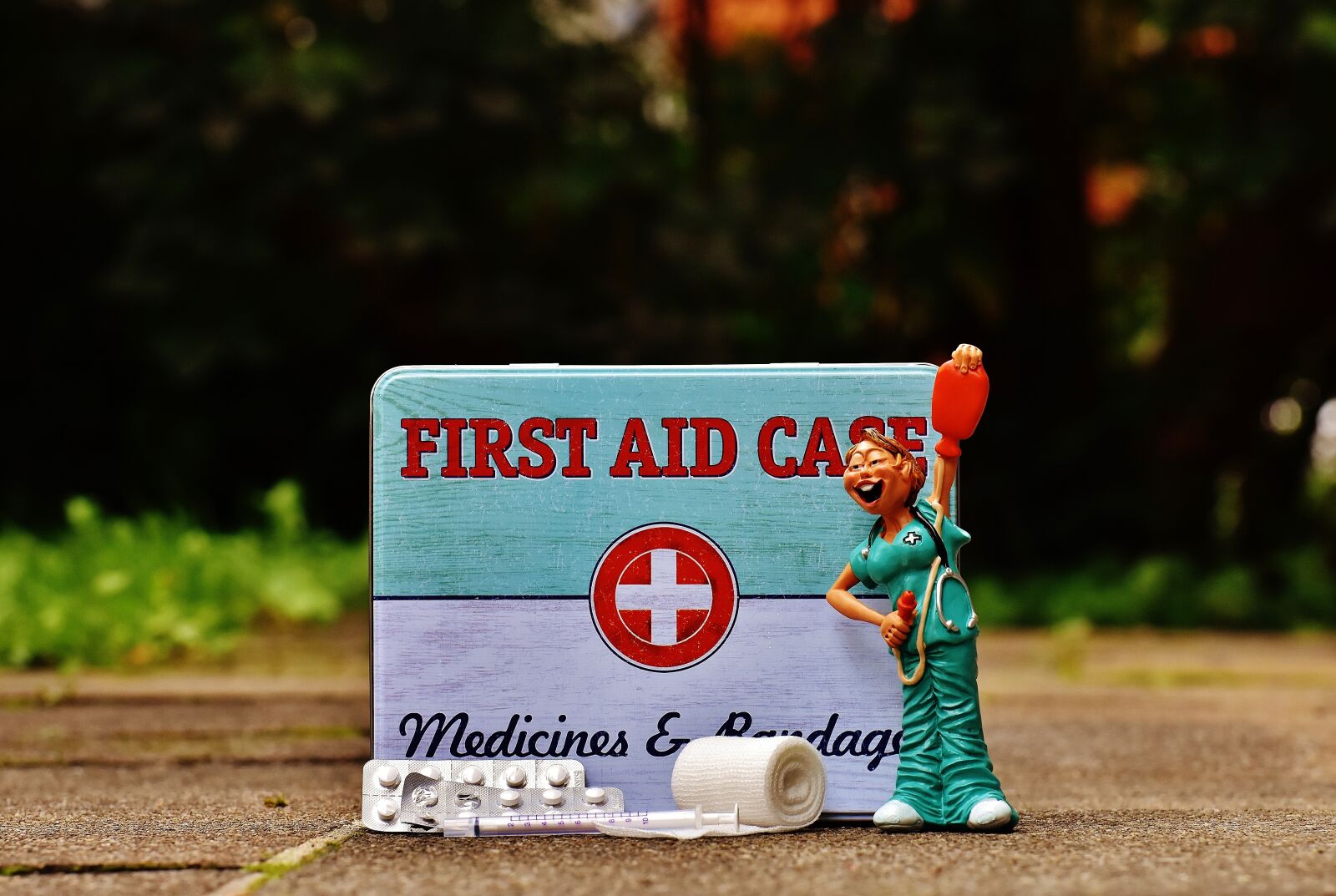 Nikon D7200 sample photo. First aid, nurse, funny photography