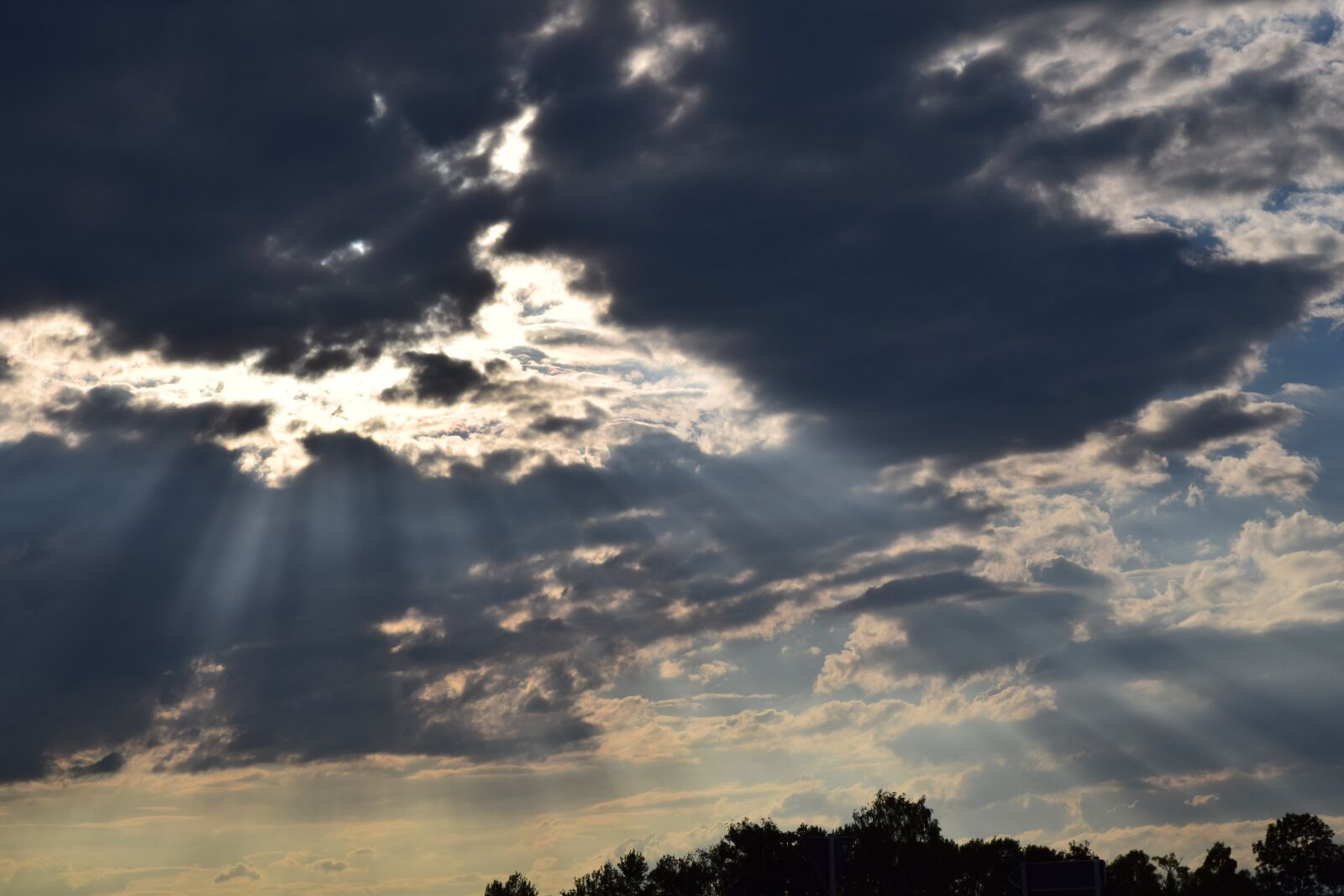 Nikon D3300 sample photo. Sky, threatening, clouds photography