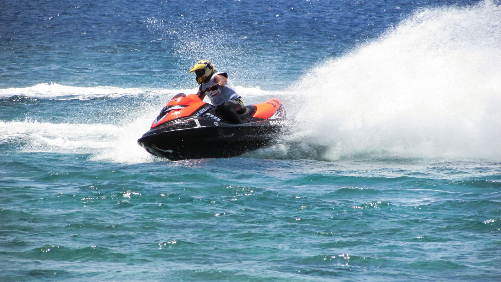 Canon PowerShot SX400 IS sample photo. Jet ski, sport, water photography