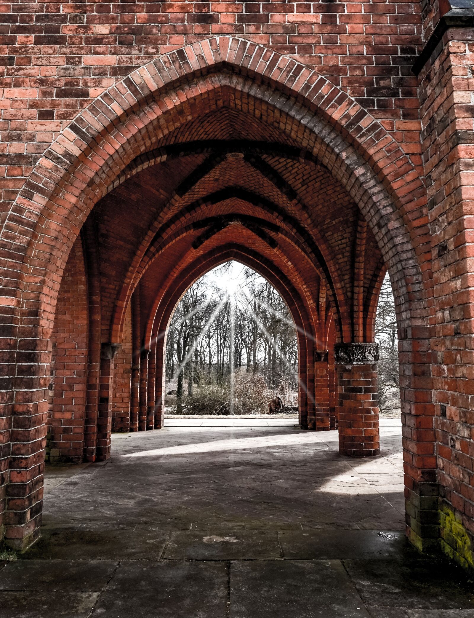 Sony Alpha a5000 (ILCE 5000) sample photo. Architecture, arch, old photography