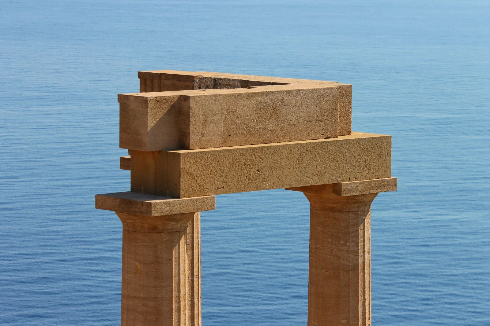Canon EOS 1100D (EOS Rebel T3 / EOS Kiss X50) sample photo. Lindos, acropolis, columnar photography