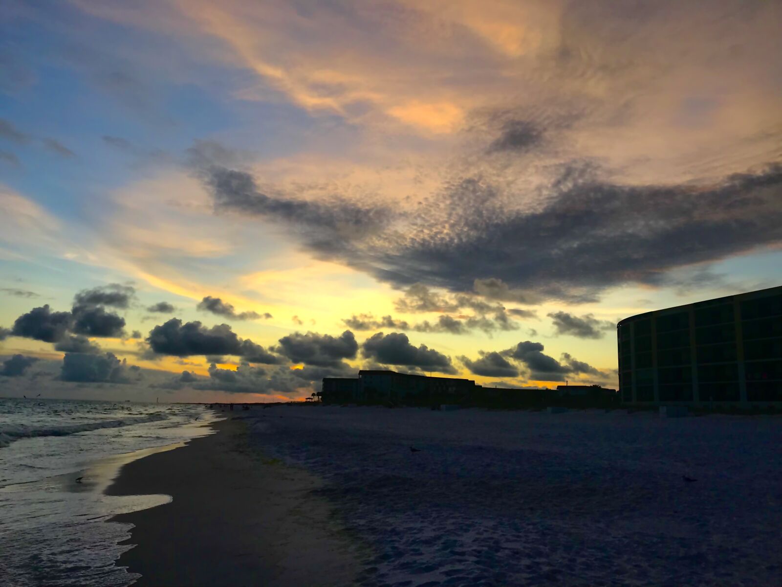iPhone 7 Plus back dual camera 3.99mm f/1.8 sample photo. Sunset, beach, sky photography