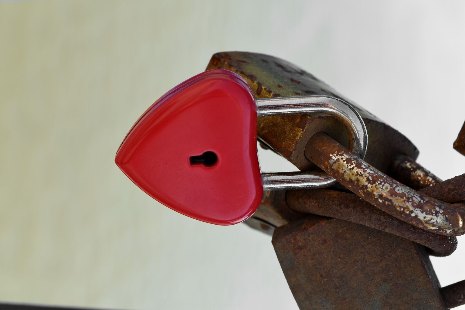 Nikon D5500 sample photo. Heart, love, padlock, romance photography