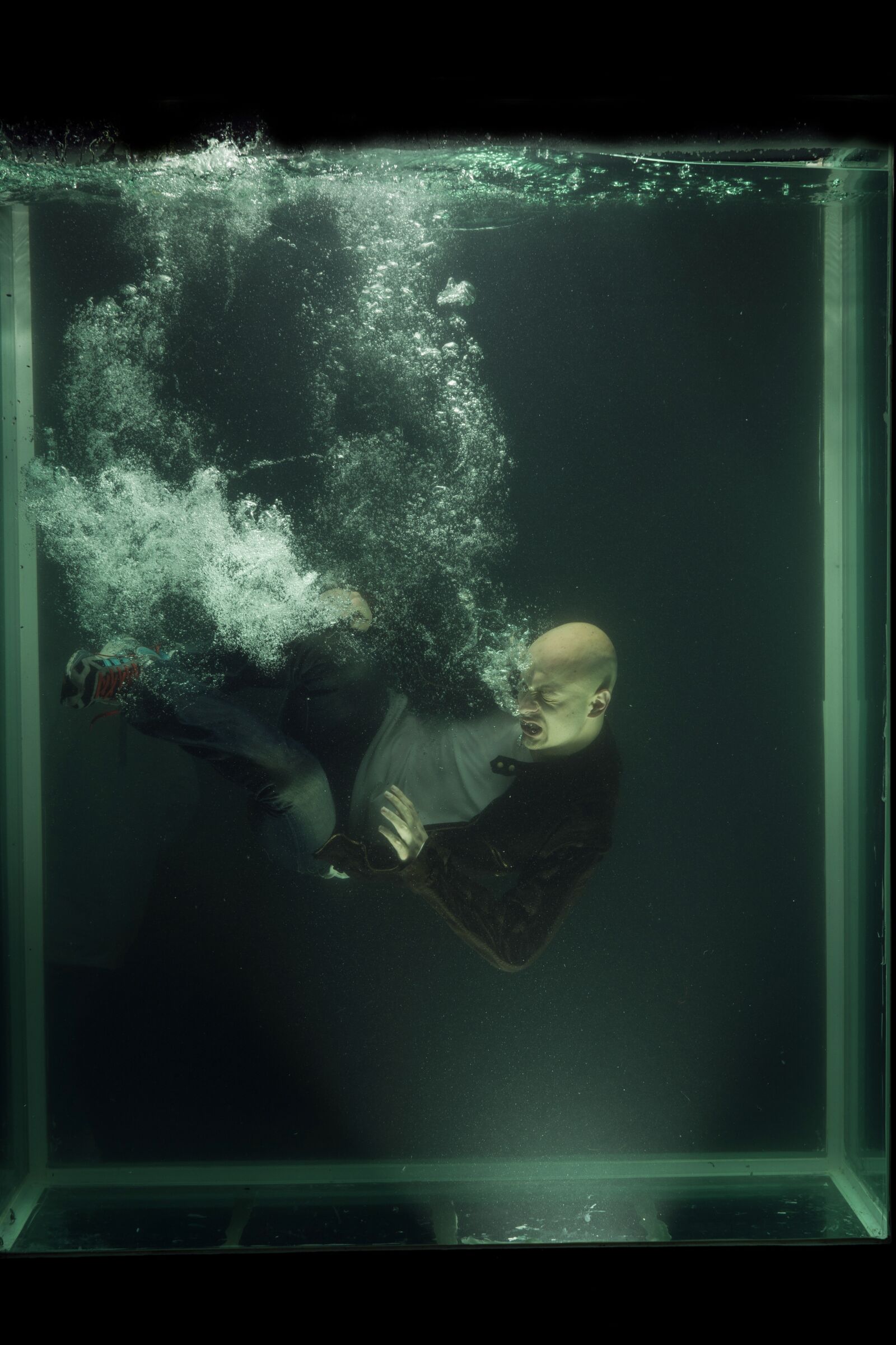 Sony Vario-Sonnar T* 24-70mm F2.8 ZA SSM sample photo. Underwater, water, breath photography