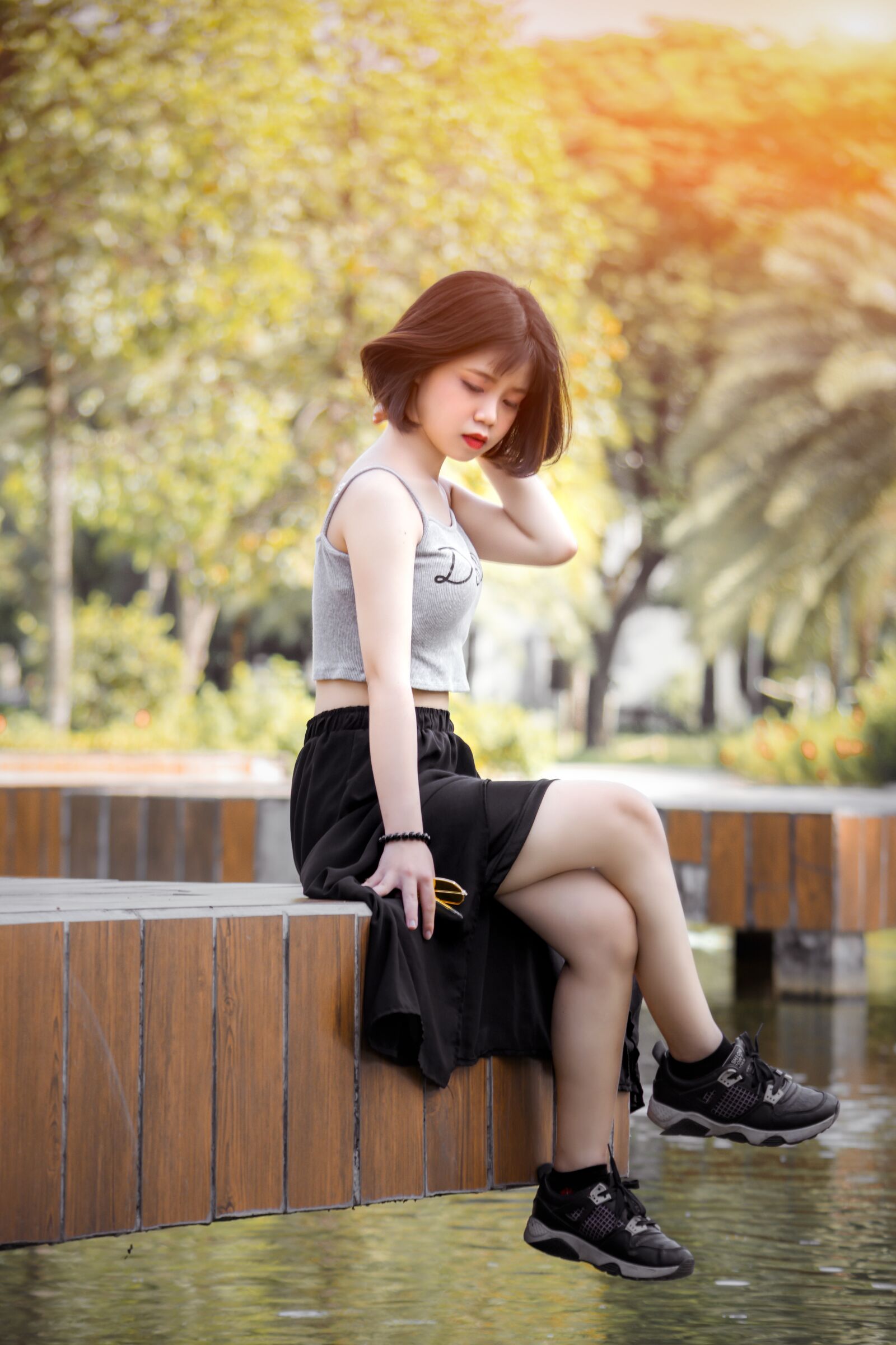 Nikon D3300 sample photo. Girl, short hair, dress photography