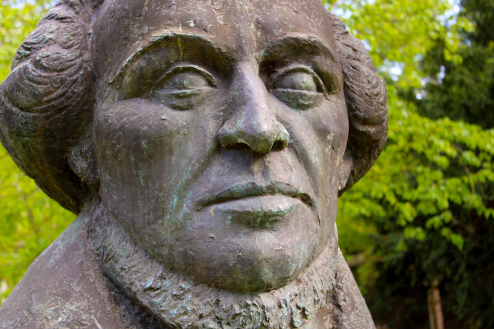 Canon EOS 1300D (EOS Rebel T6 / EOS Kiss X80) sample photo. Dessau, mendelssohn, statue photography