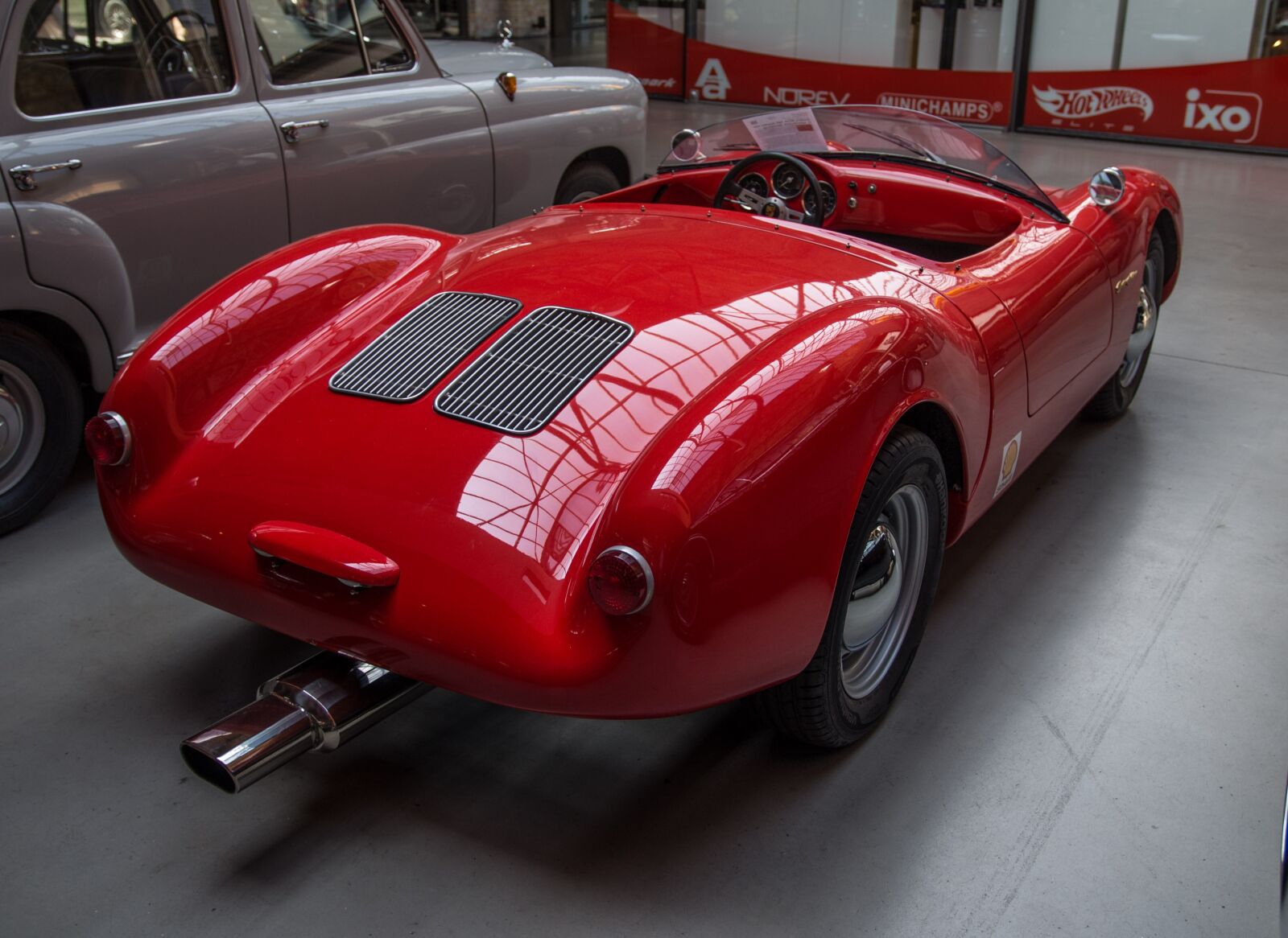 Pentax K-50 sample photo. Spyder, replica, sports car photography