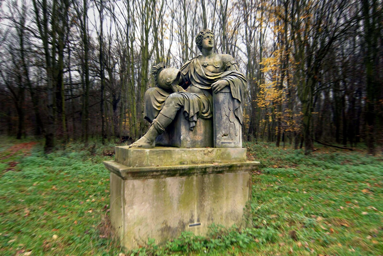 Nikon D200 sample photo. Park veltrusy, statue, god photography