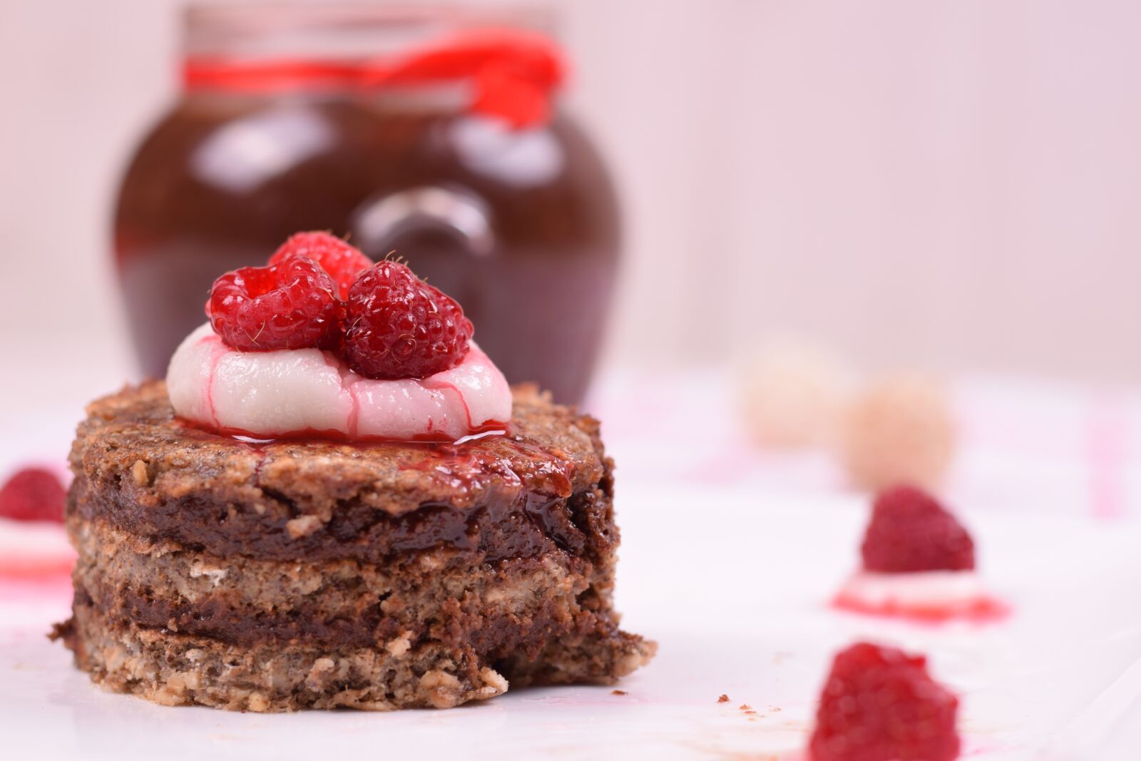 Nikon D3300 sample photo. Sweet, cake, plate photography