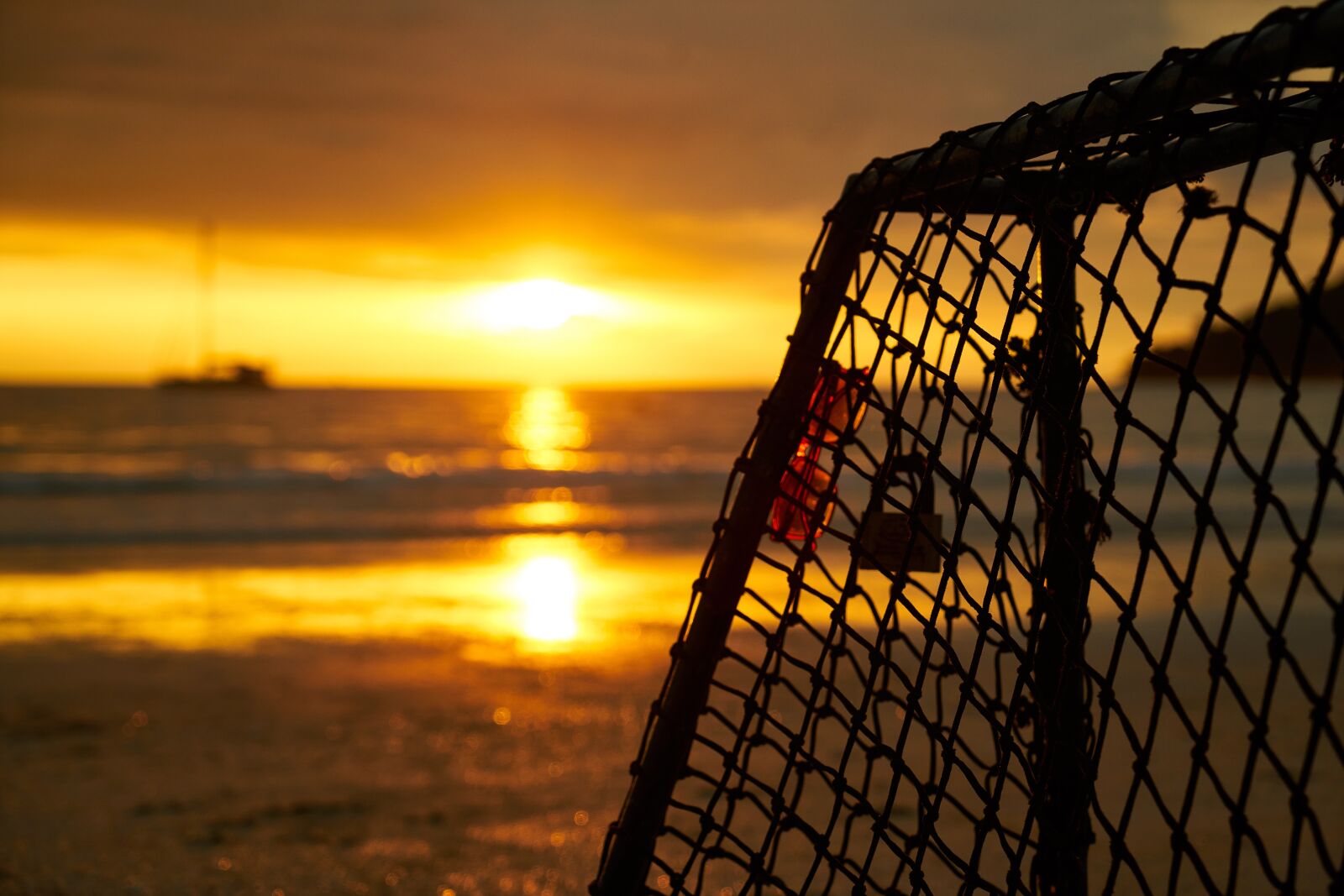 Sony a7R II sample photo. Landscape, sunset, clouds photography