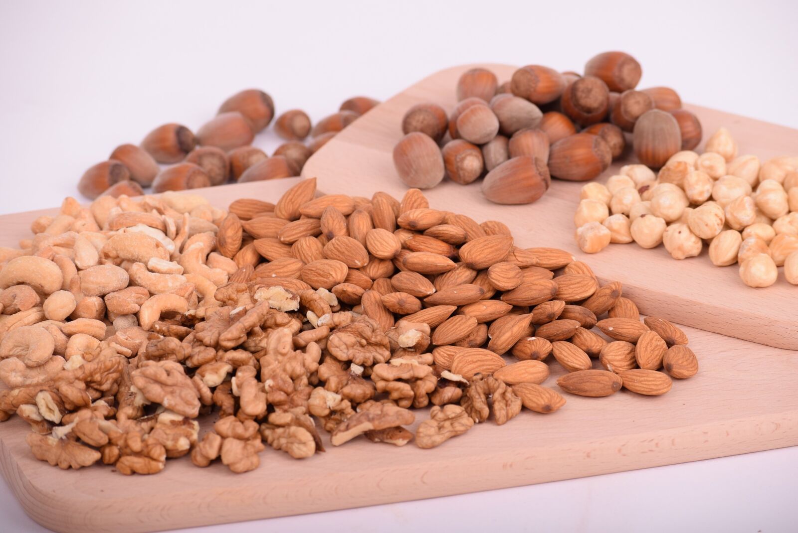 Nikon D3300 sample photo. Nuts, almonds, seeds photography