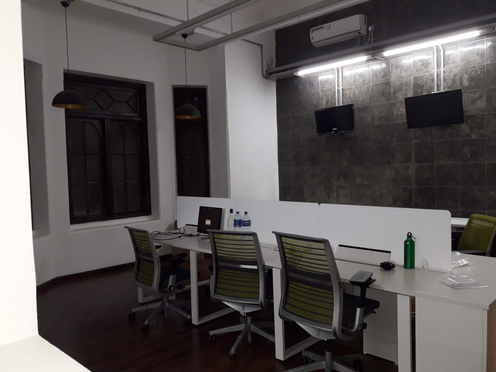 Samsung Galaxy J7 Neo sample photo. Office the chair, the photography
