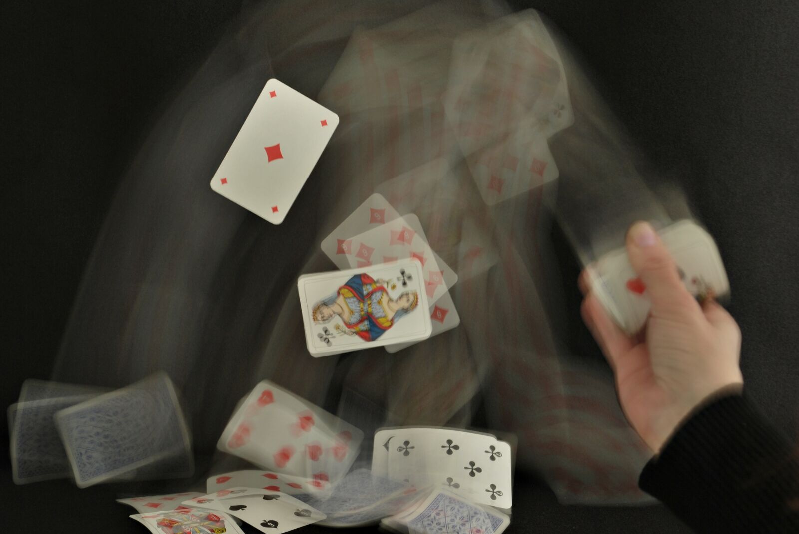 Nikon D60 sample photo. Cards, speed, game photography