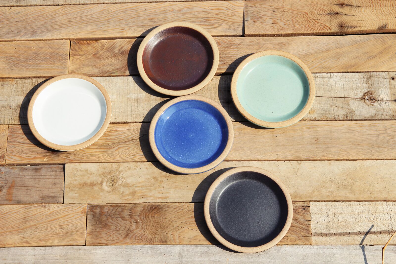 Canon EOS 650D (EOS Rebel T4i / EOS Kiss X6i) sample photo. Dish, blue, plate photography