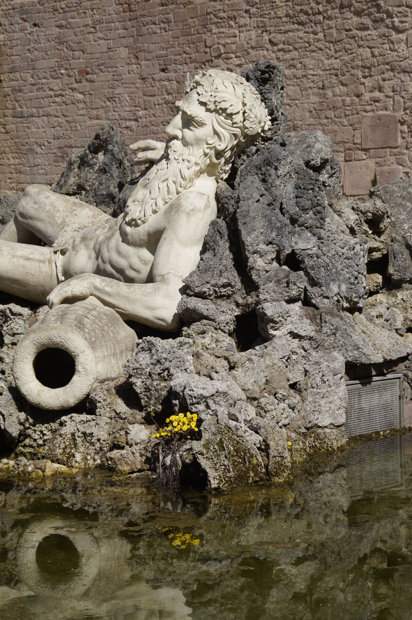 Sony SLT-A58 sample photo. Stone, sculpture, statue photography