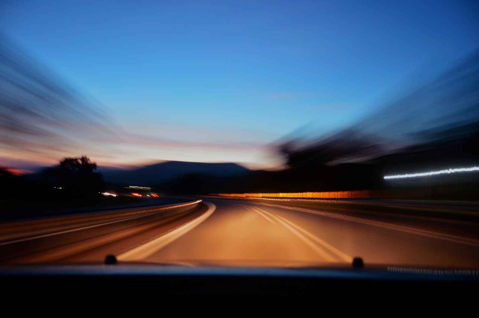Nikon D3200 sample photo. Road, car, blurred, morning photography