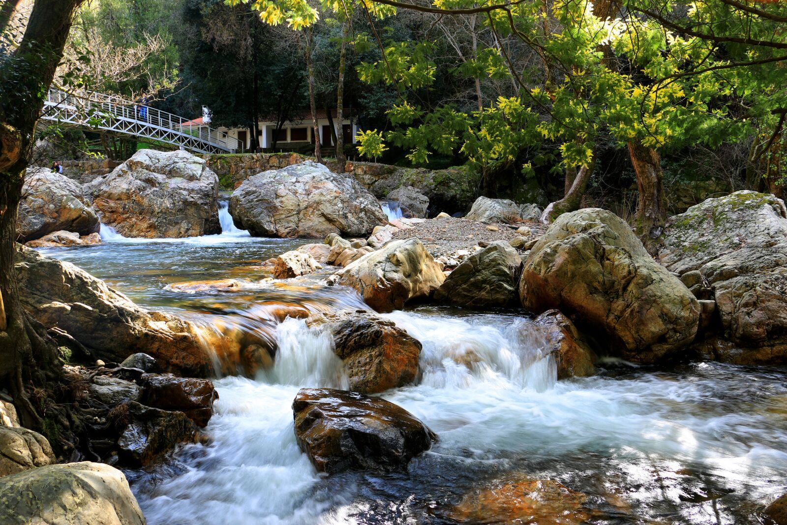 Canon EOS 70D sample photo. Fraga, rock, water photography