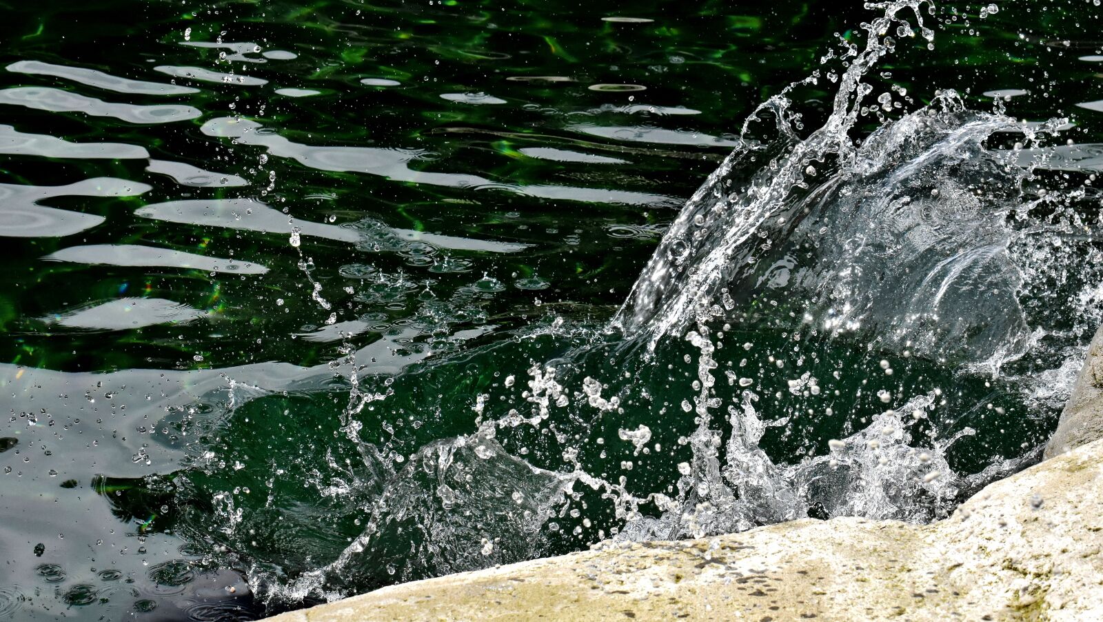 Nikon D7200 sample photo. Water, inject, water splashes photography