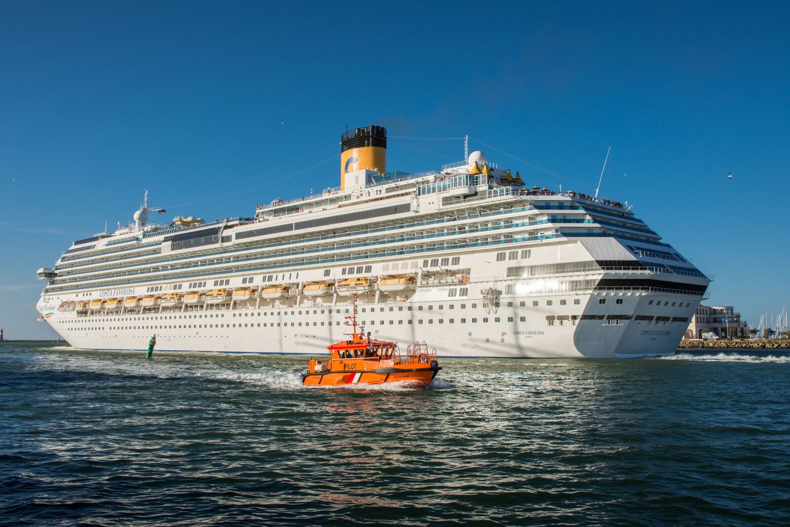 Nikon D7200 sample photo. Cruise ship, costa favolosa photography