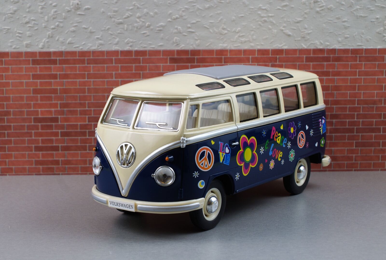 Sony DT 18-70mm F3.5-5.6 sample photo. Vw, bus, vw bus photography