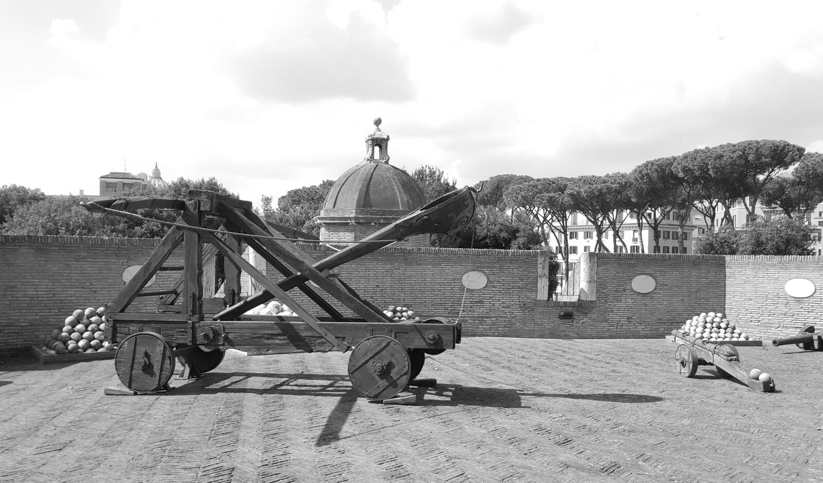 Samsung Galaxy Note5 sample photo. Catapult, military, history photography