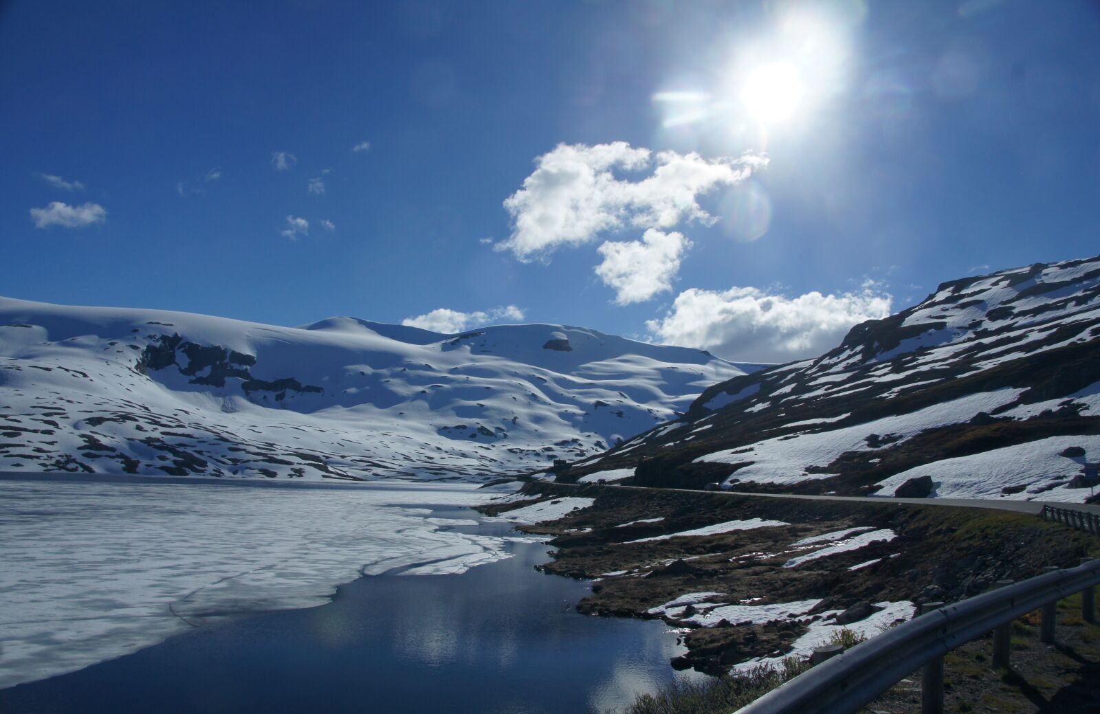 Sony Alpha DSLR-A550 sample photo. Glacial lake, ice, snow photography