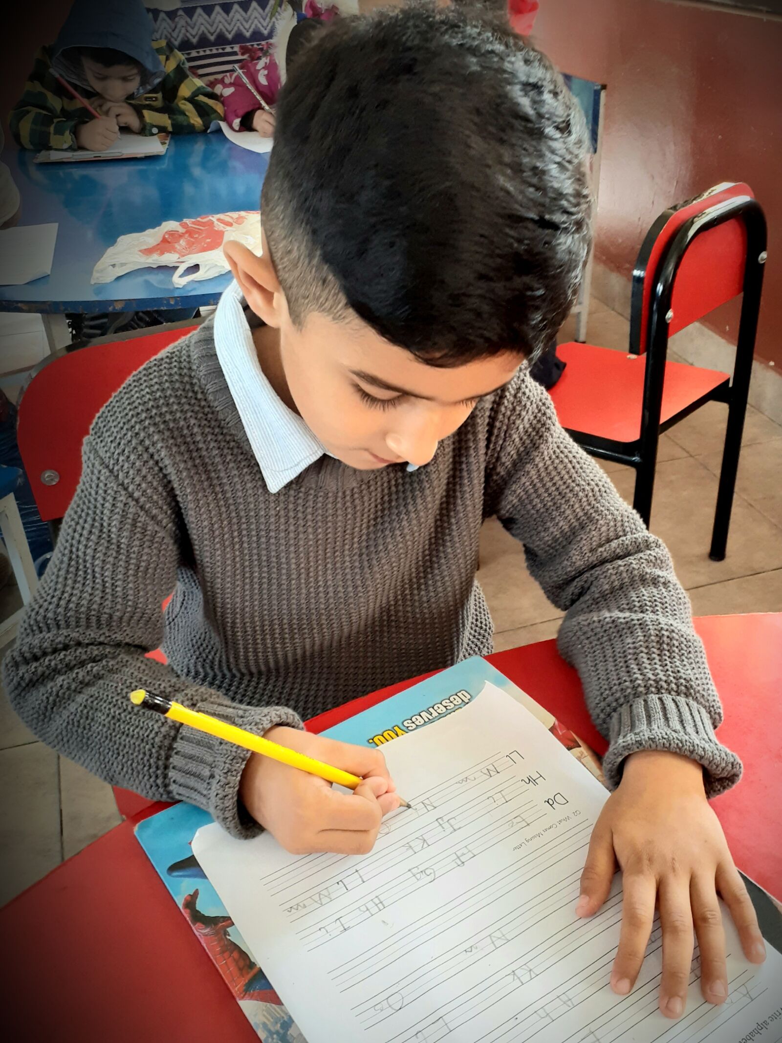 Samsung Galaxy A20 sample photo. Quiz, kids, learning photography