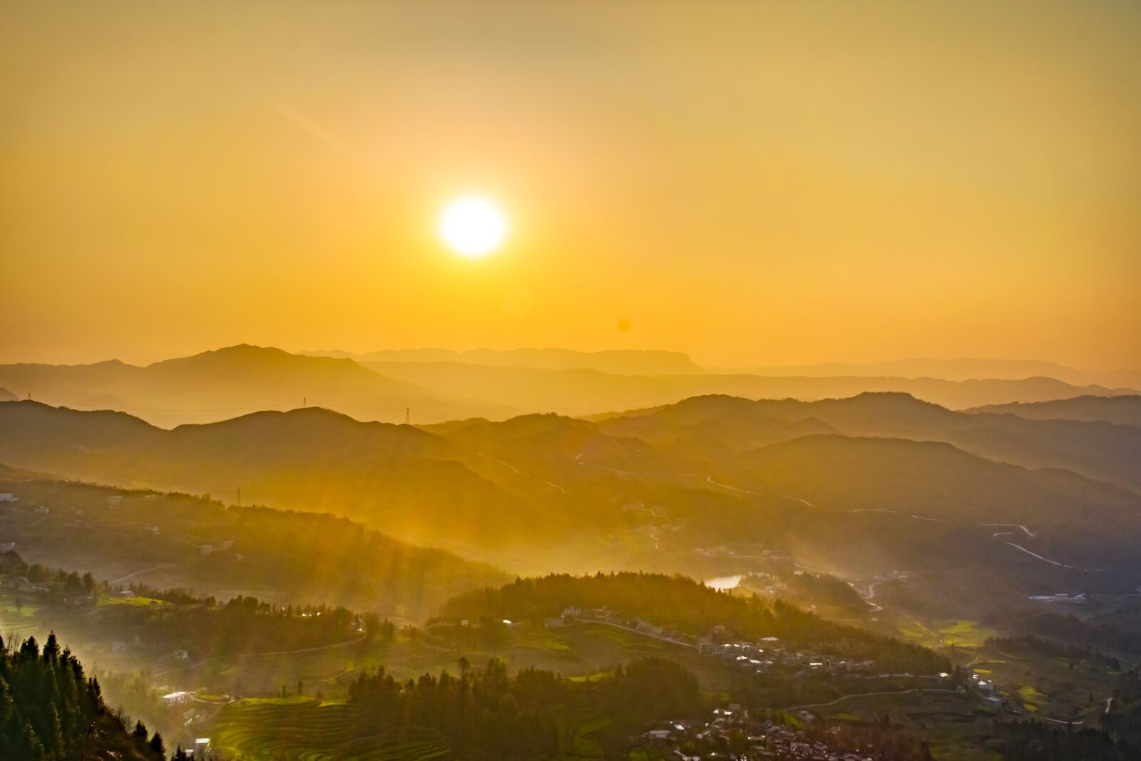 Nikon D3400 sample photo. Sunset, mountain, fog photography