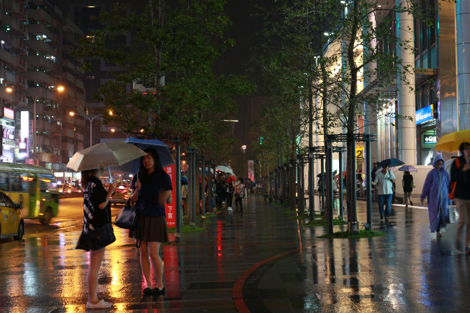 Canon EOS M sample photo