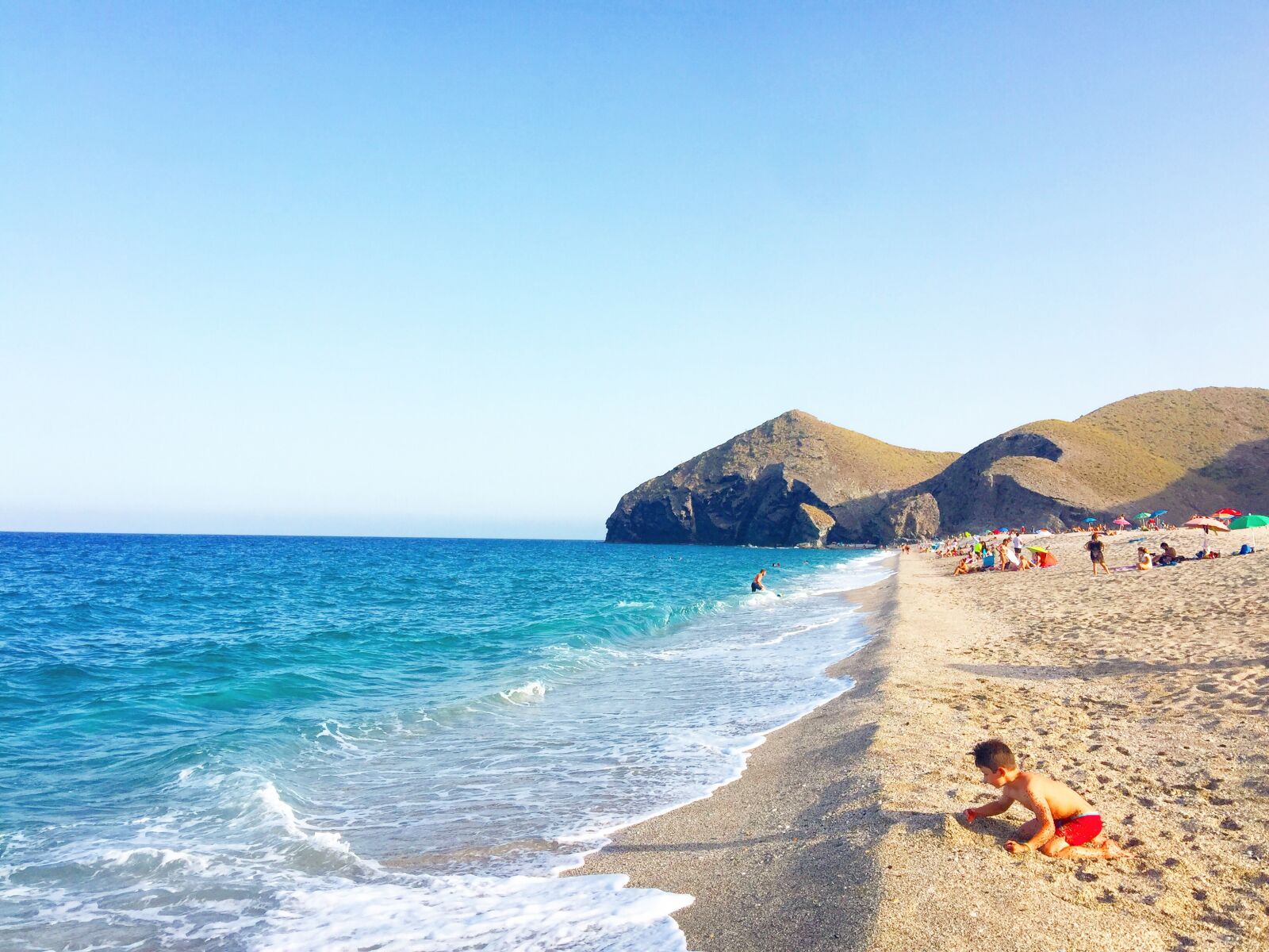 iPhone 6 Plus back camera 4.15mm f/2.2 sample photo. Beach, almeria, sea photography